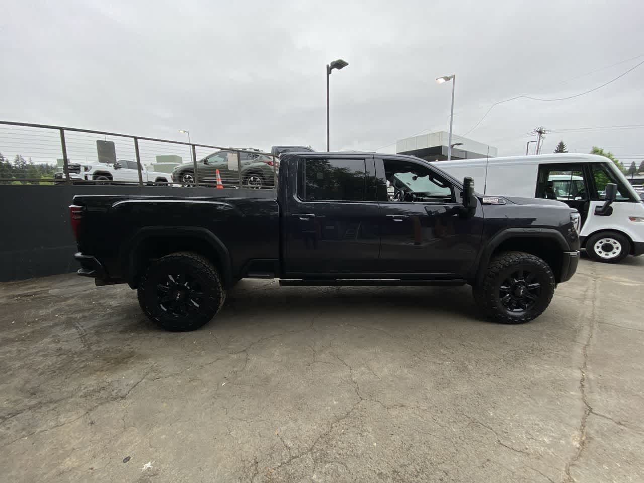 Thumbnail: 2024 GMC Sierra 2500 - 7