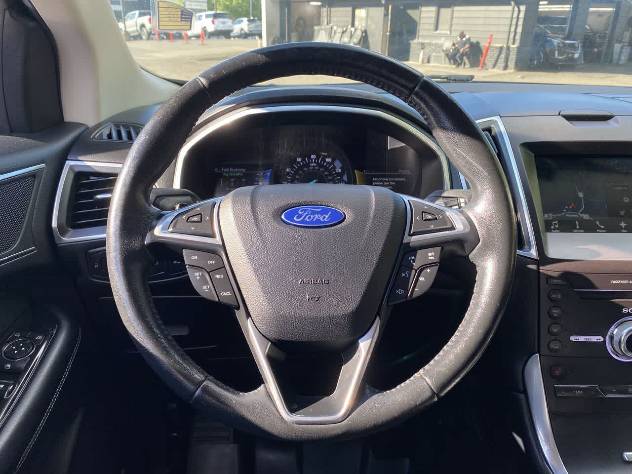 Thumbnail: 2017 Ford Edge - 20