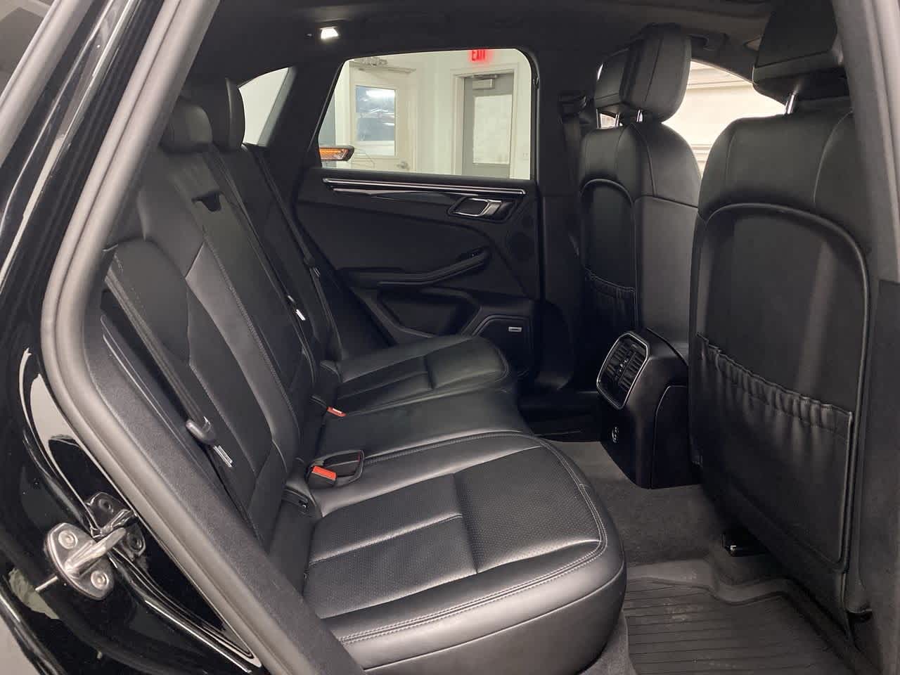 Thumbnail: 2021 Porsche Macan - 17