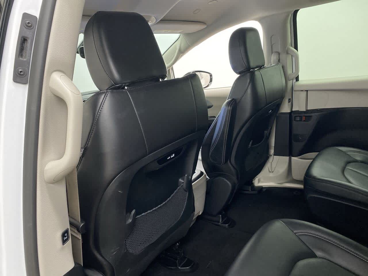 Thumbnail: 2024 Chrysler Pacifica - 16