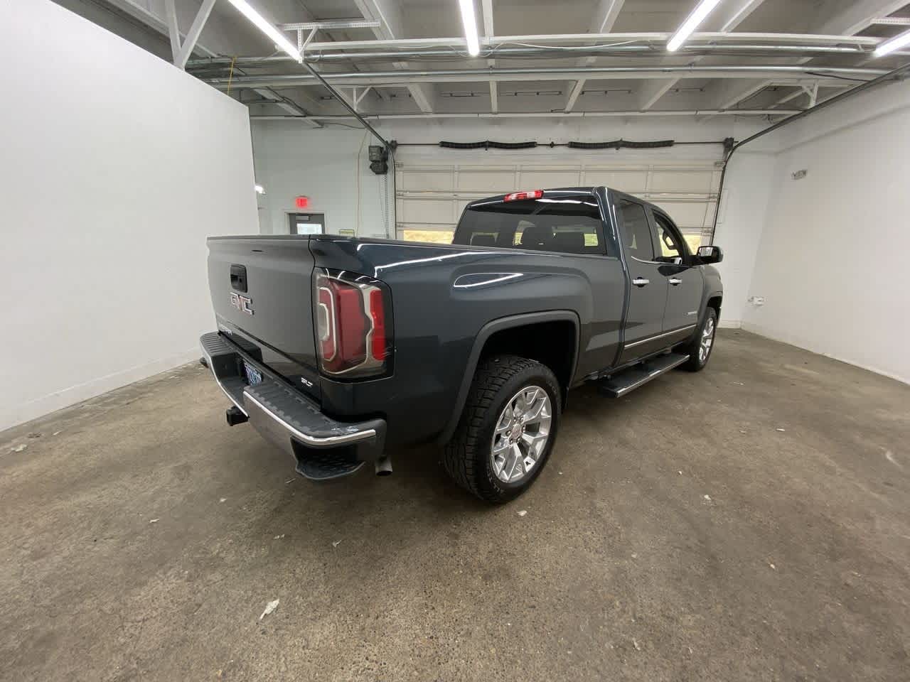 Thumbnail: 2018 GMC Sierra 1500 - 6
