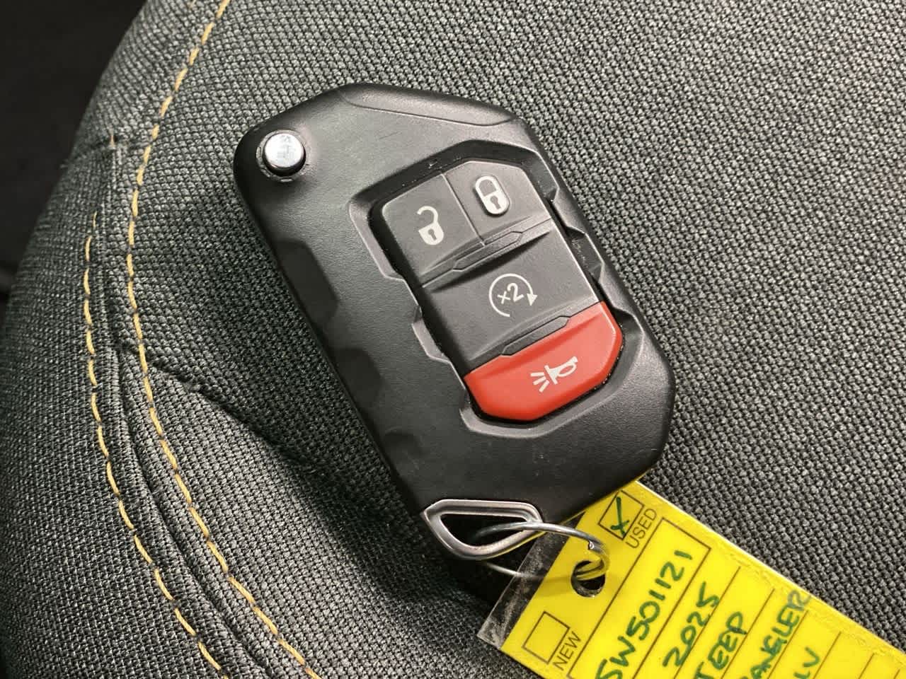 Thumbnail: 2025 Jeep Wrangler - 27