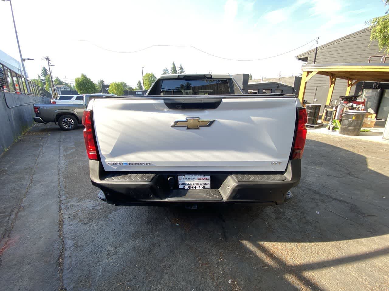 Thumbnail: 2025 Chevrolet Silverado EV - 5