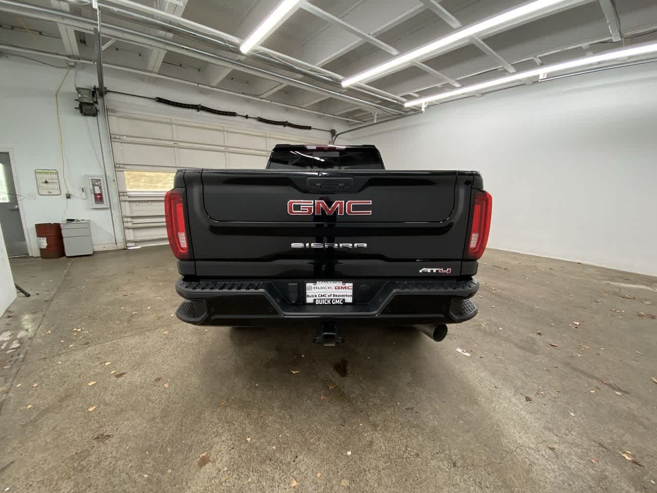 Thumbnail: 2022 GMC Sierra 3500 - 5