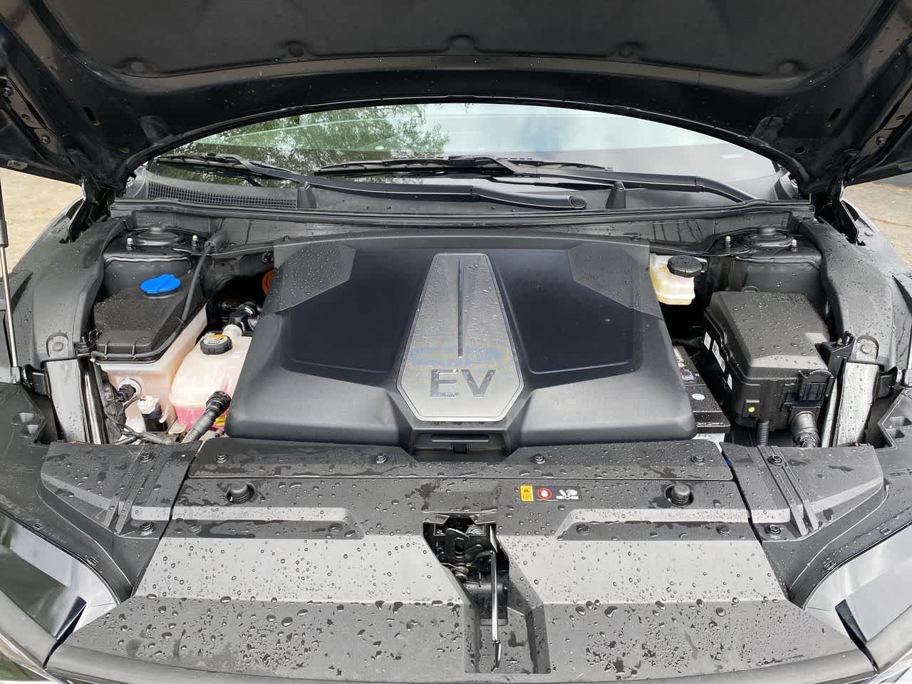 Thumbnail: 2023 Kia EV6 - 12