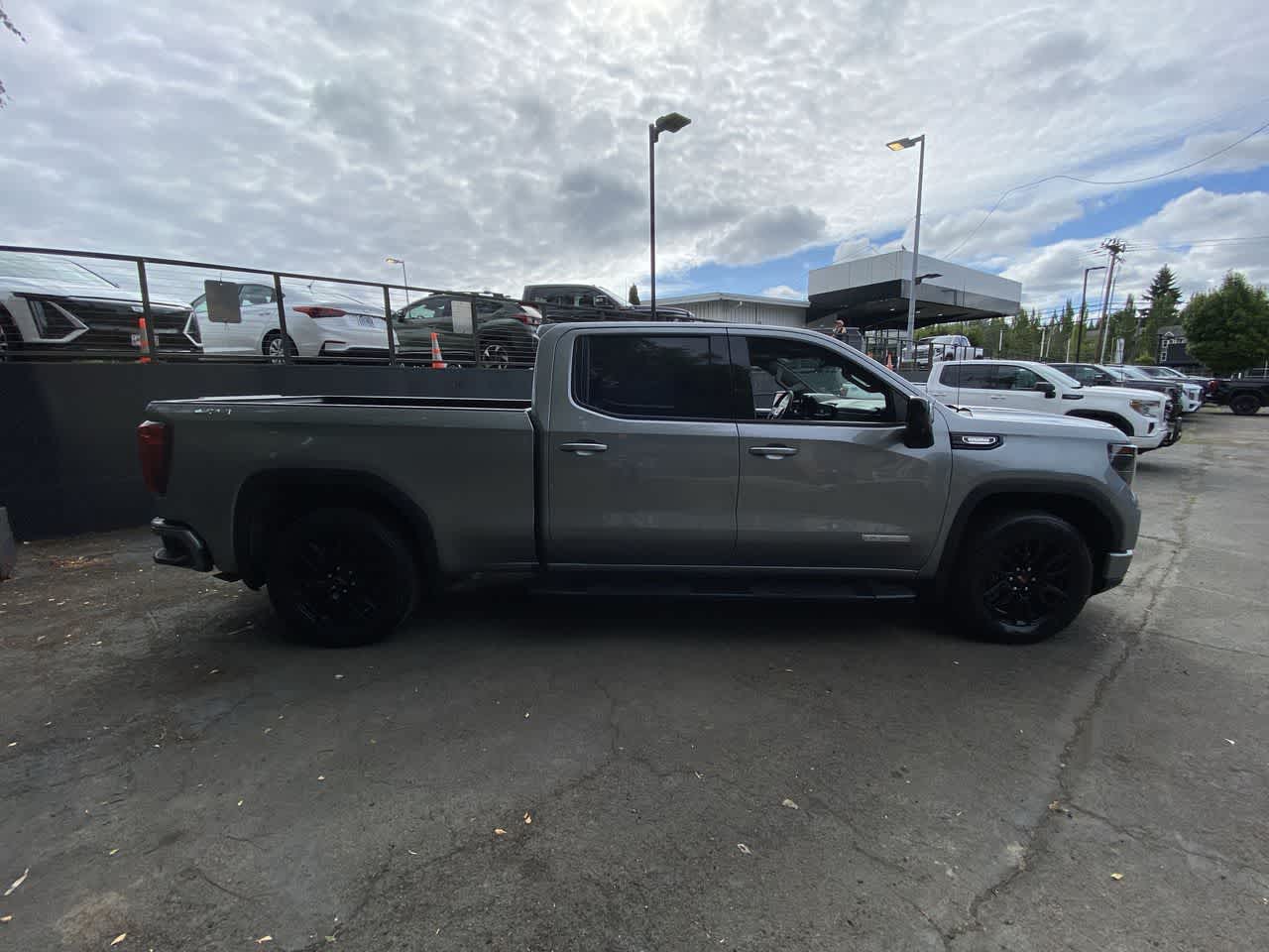 Thumbnail: 2025 GMC Sierra 1500 - 7