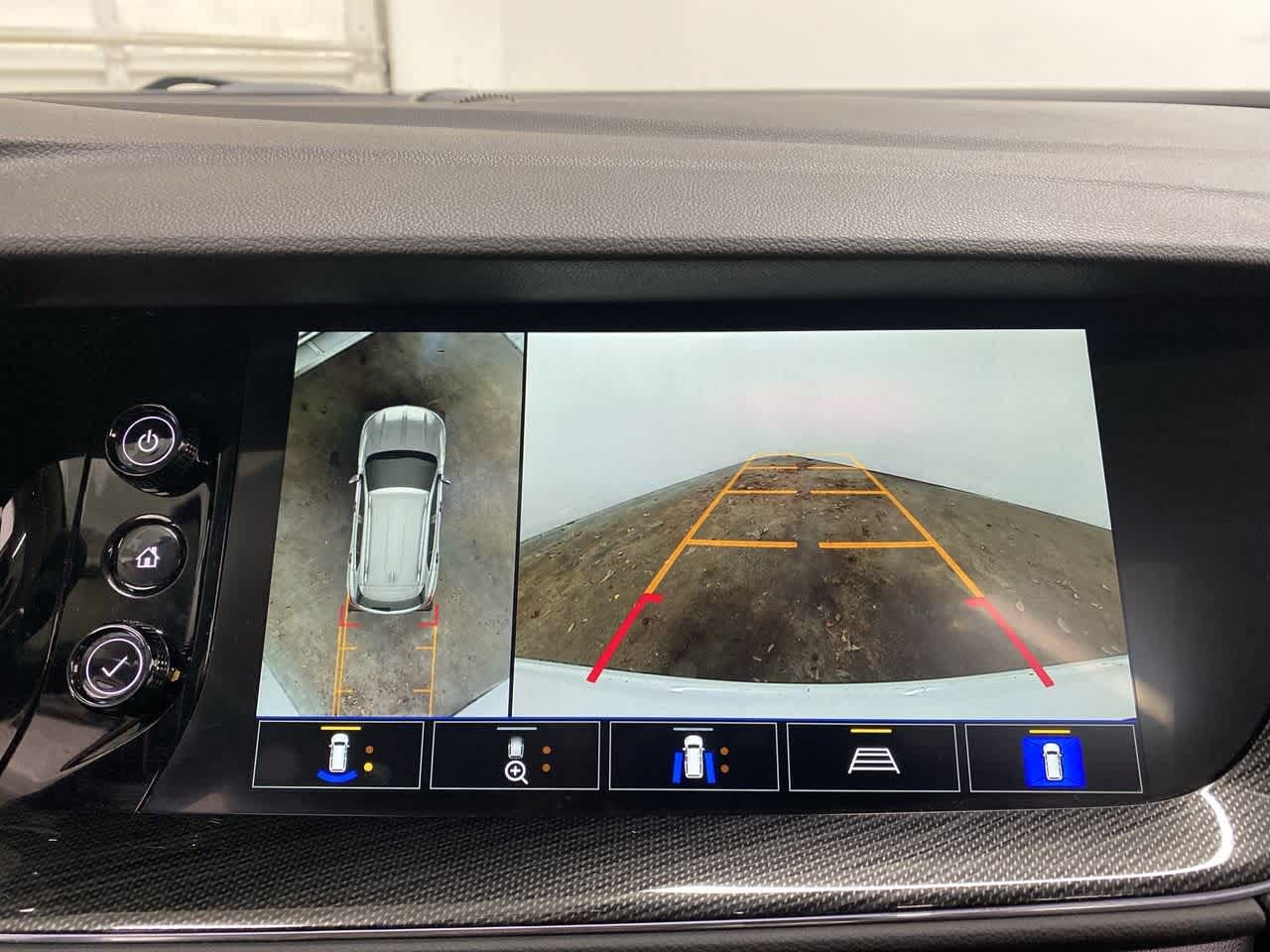 Thumbnail: 2022 Buick Envision - 26