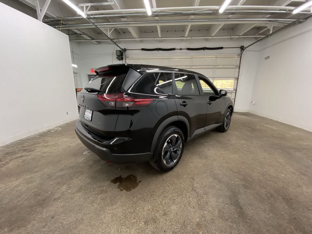 Thumbnail: 2025 Nissan Rogue - 6