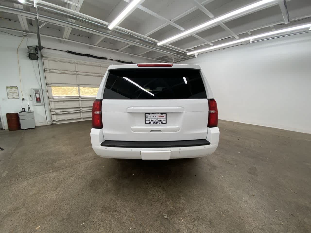 Thumbnail: 2018 Chevrolet Suburban - 5