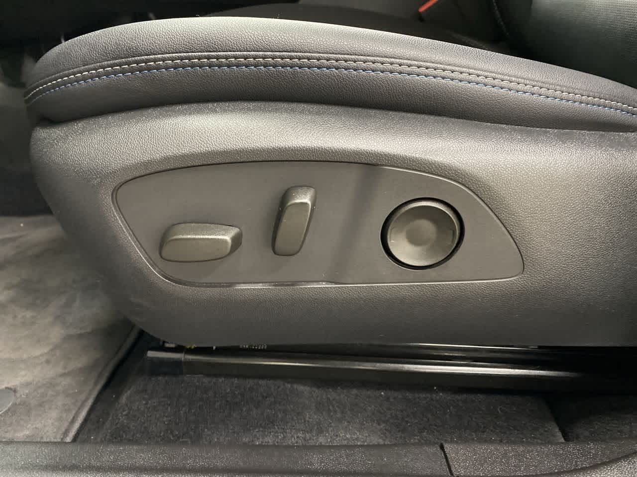 Thumbnail: 2025 Chevrolet Equinox - 14