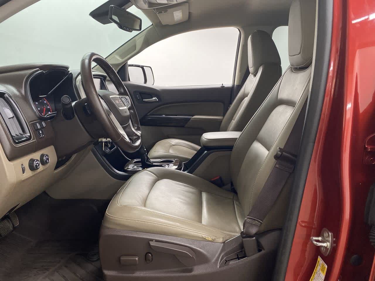 Thumbnail: 2016 GMC Canyon - 14