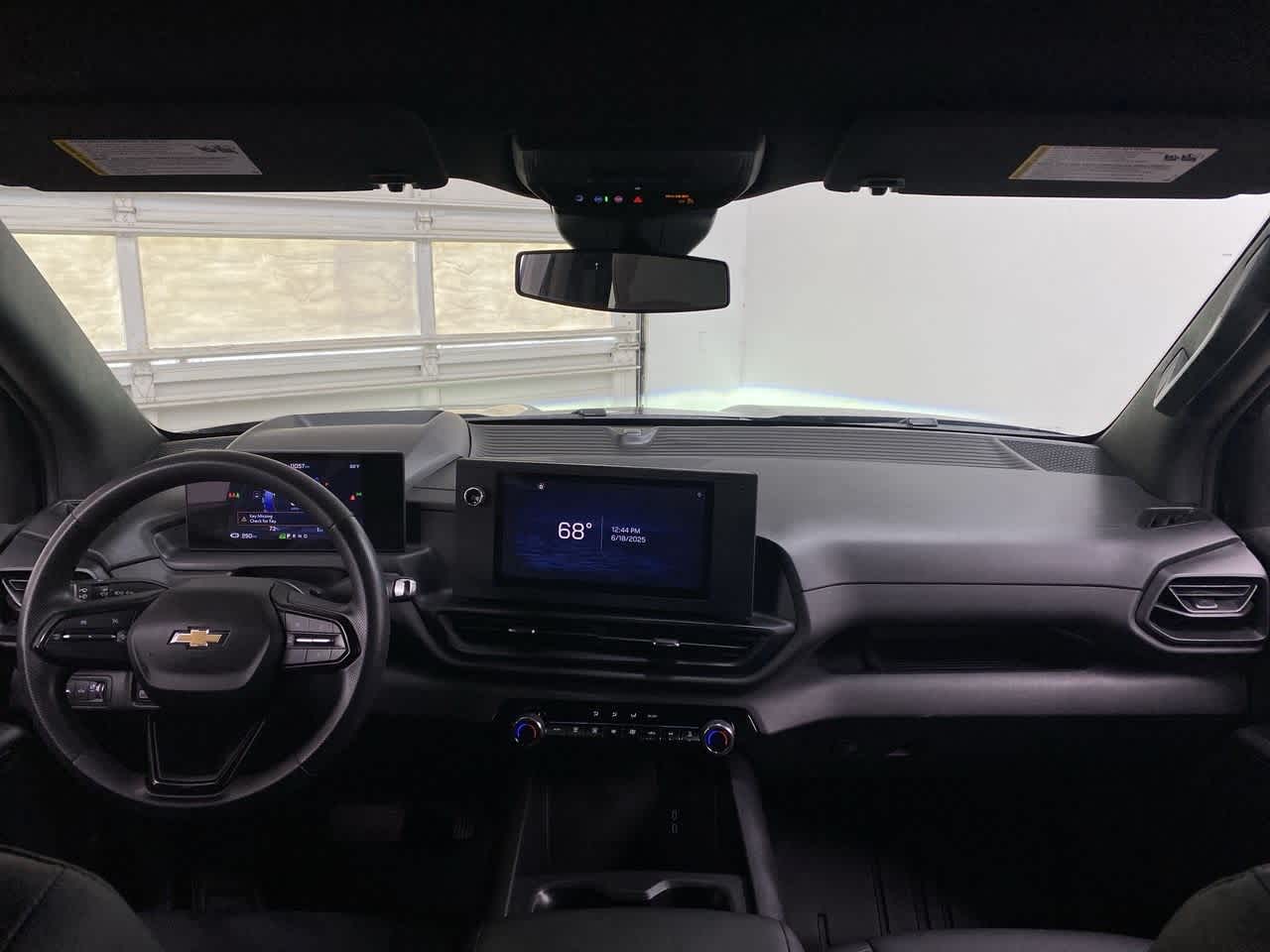 Thumbnail: 2024 Chevrolet Silverado EV - 12
