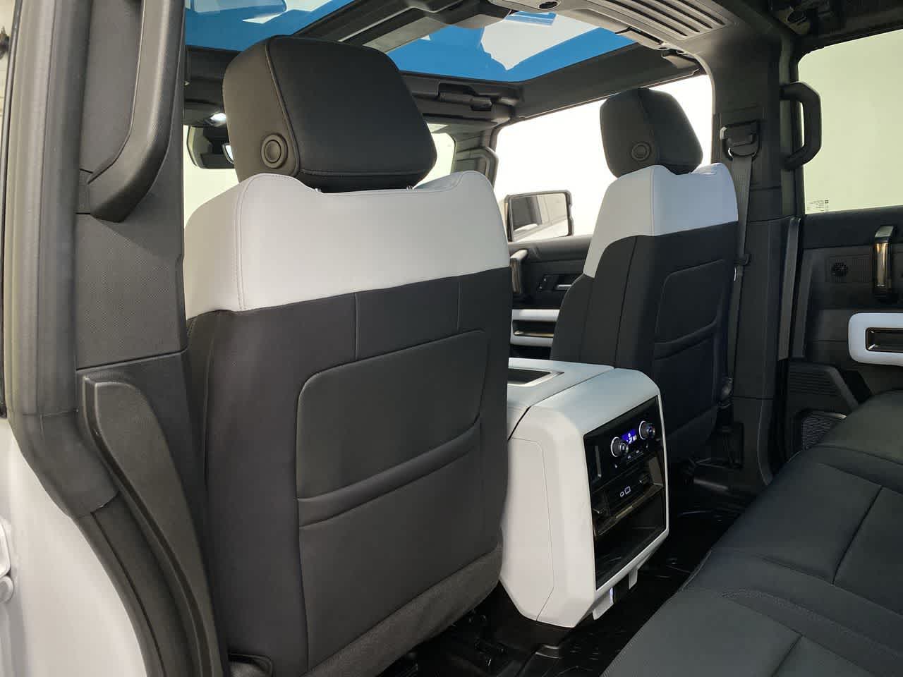 Thumbnail: 2025 GMC Hummer EV - 15