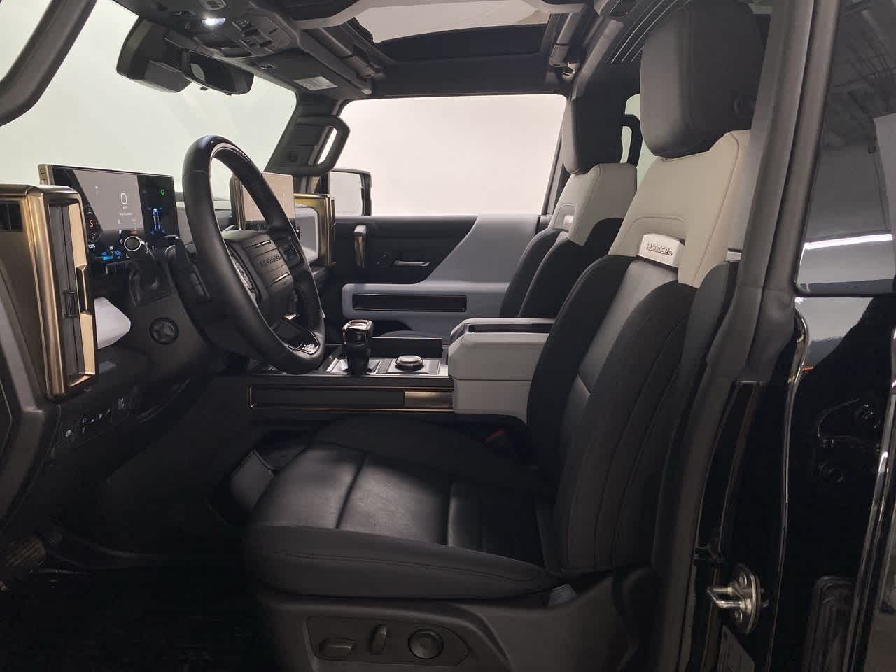 Thumbnail: 2024 GMC Hummer EV - 14