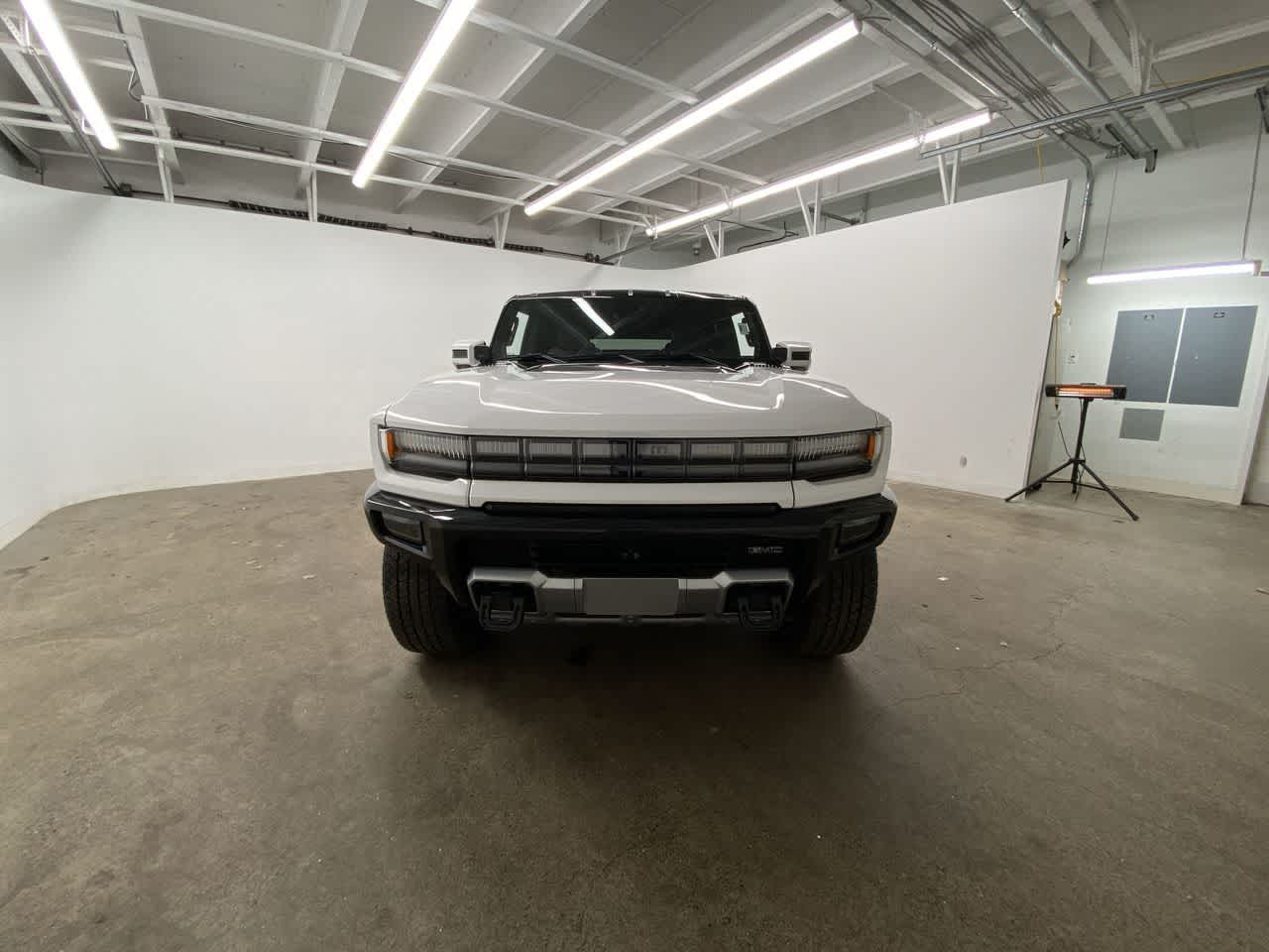 Thumbnail: 2024 GMC Hummer EV - 9