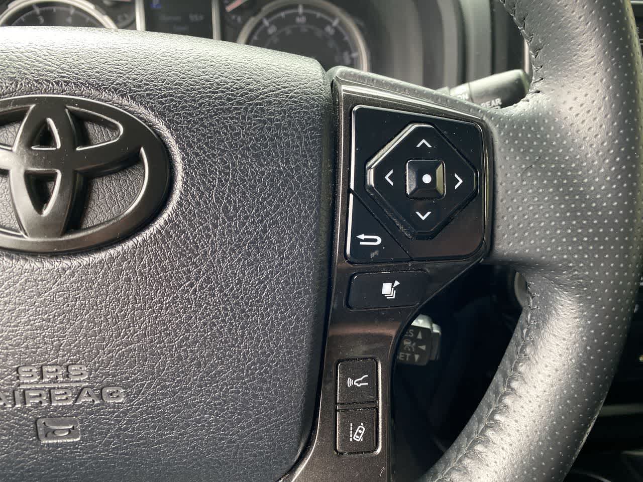 Thumbnail: 2020 Toyota 4Runner - 20