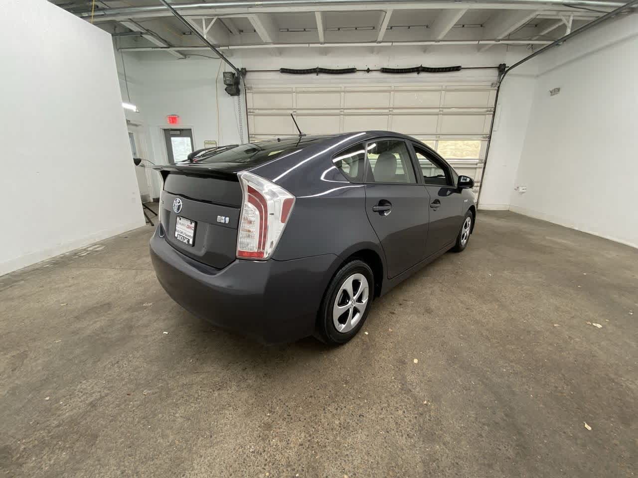 Thumbnail: 2013 Toyota Prius - 6