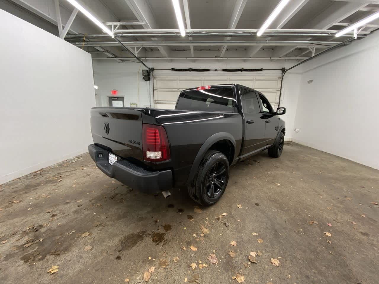 Thumbnail: 2024 RAM 1500 Classic - 6