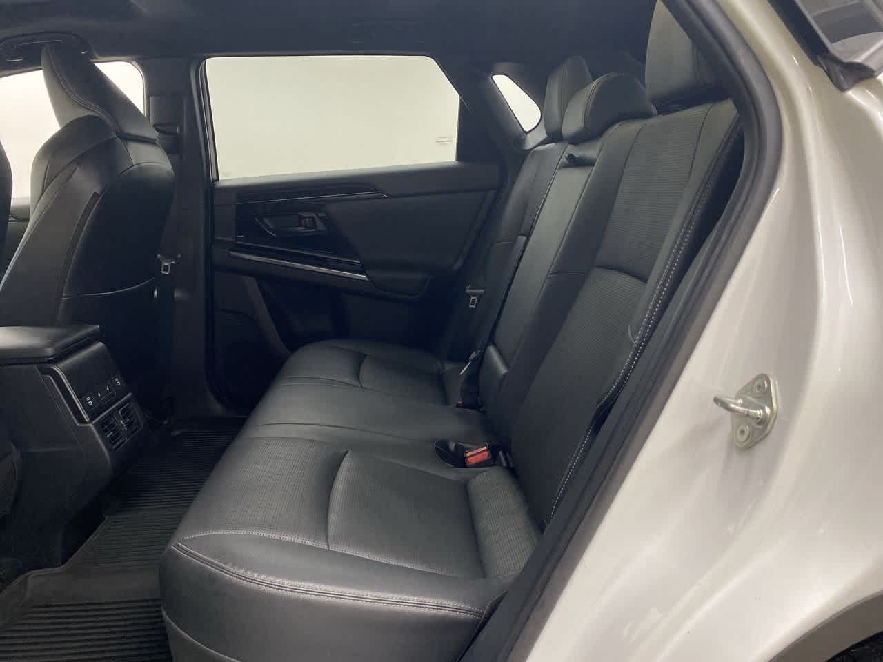 Thumbnail: 2023 Toyota bZ4X - 18