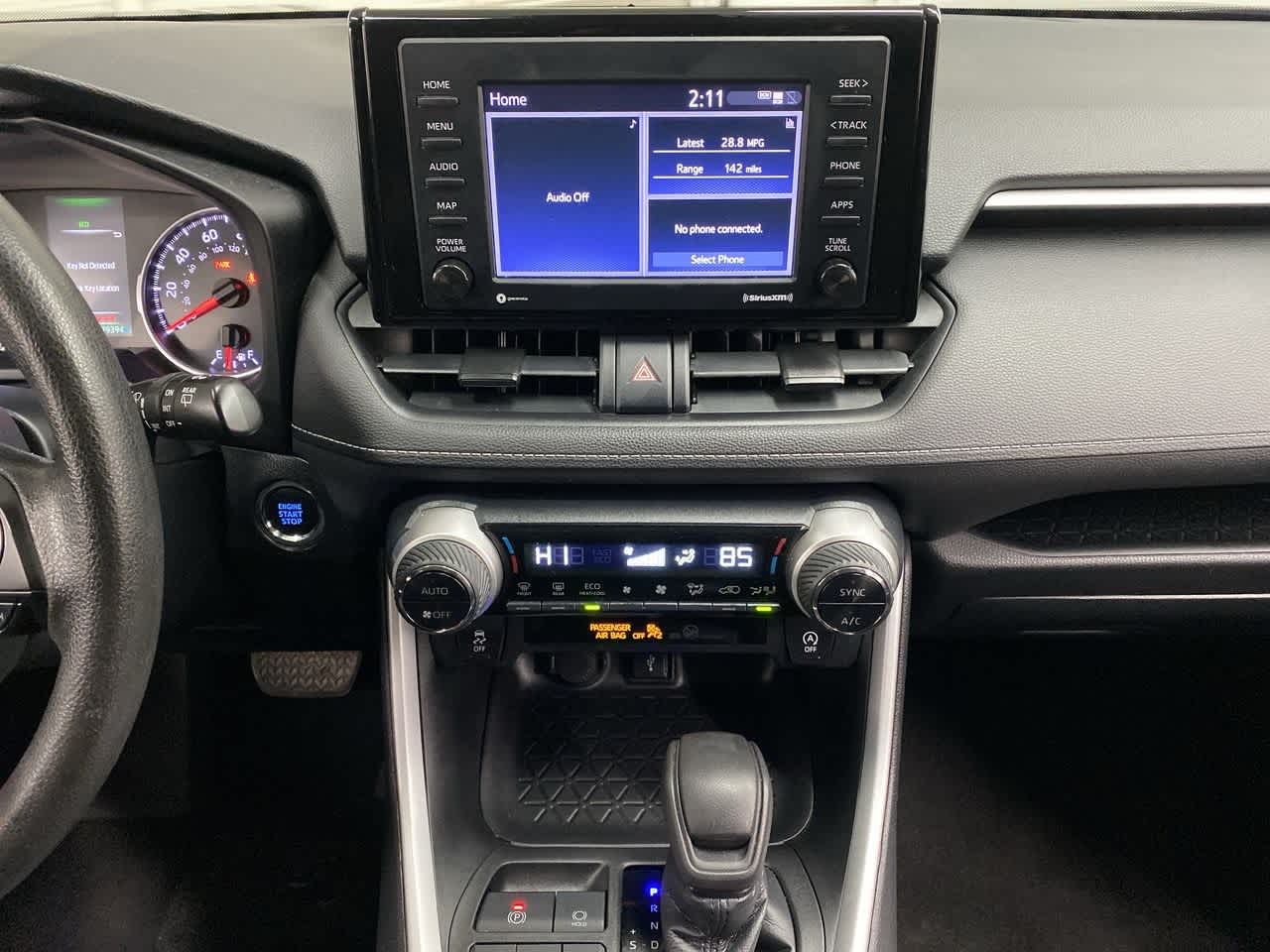 Thumbnail: 2021 Toyota RAV4 - 25