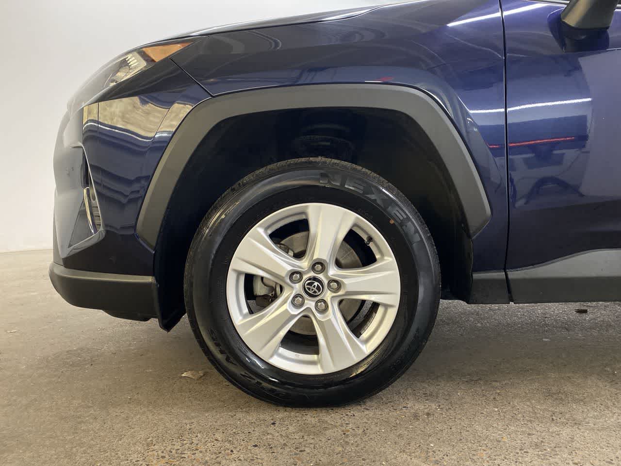 Thumbnail: 2021 Toyota RAV4 - 12