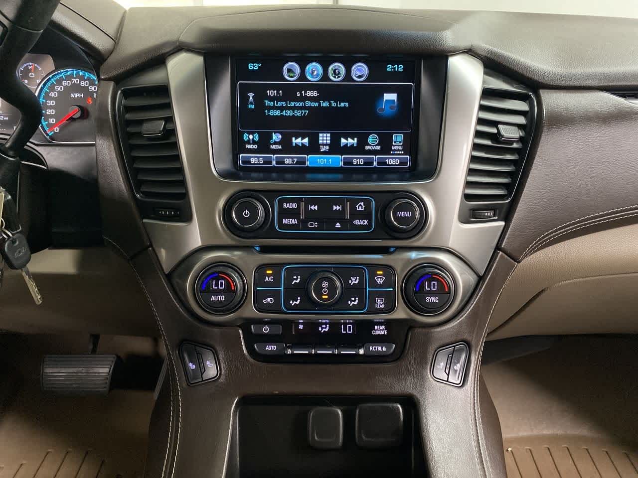 Thumbnail: 2017 Chevrolet Tahoe - 24