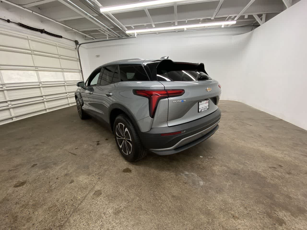 Thumbnail: 2024 Chevrolet Blazer EV - 4