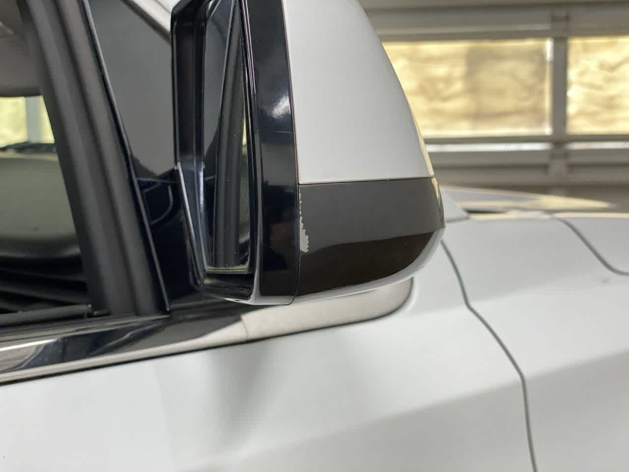 Thumbnail: 2018 Chevrolet Suburban - 32