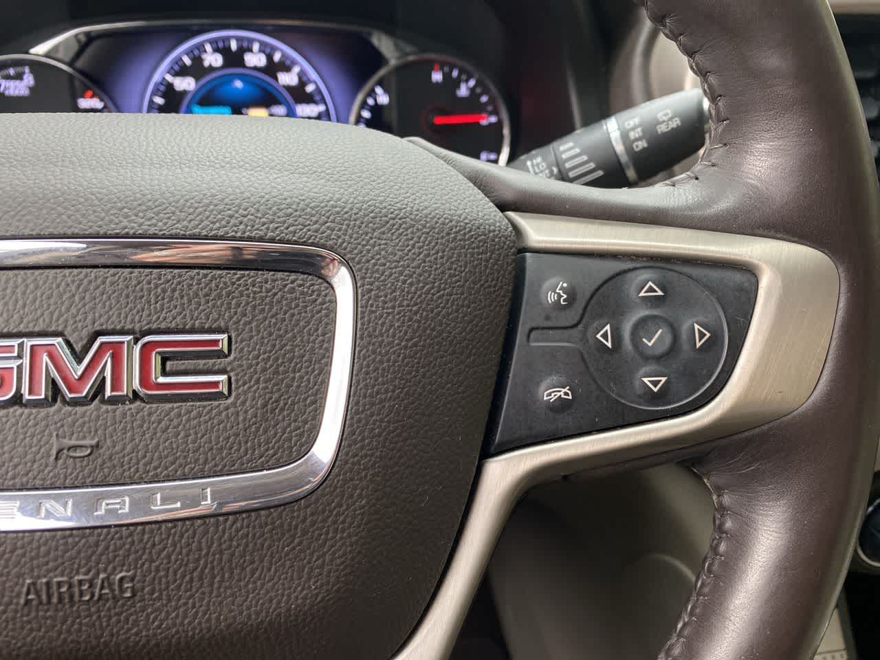 Thumbnail: 2018 GMC Acadia - 22