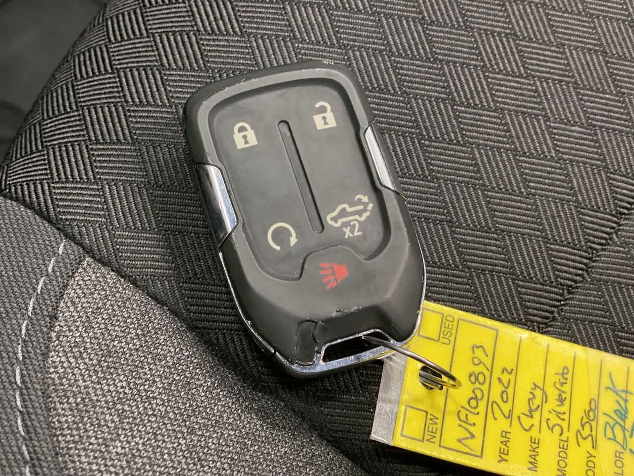 Thumbnail: 2022 Chevrolet Silverado 3500 - 27