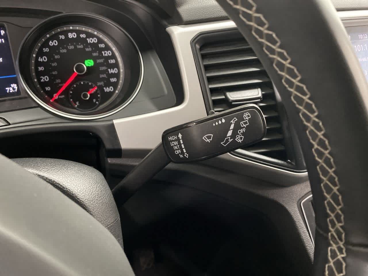 Thumbnail: 2021 Volkswagen Atlas - 23