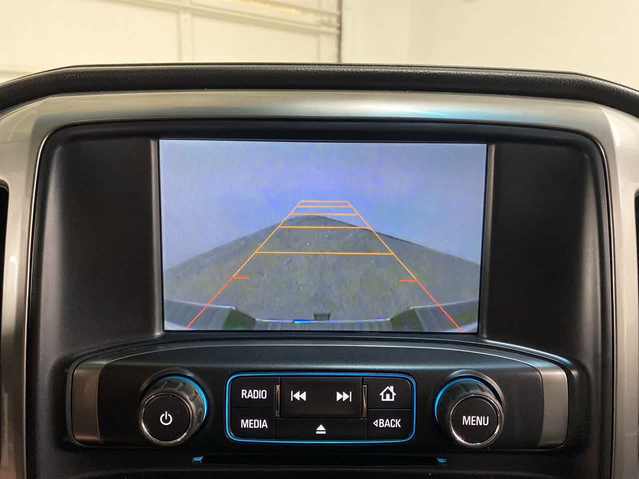 Thumbnail: 2015 Chevrolet Silverado 2500 - 24