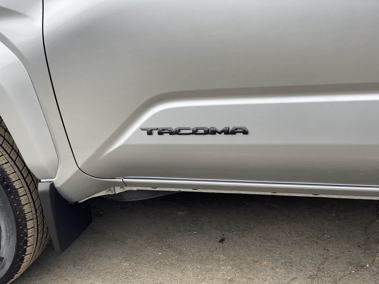 Thumbnail: 2025 Toyota Tacoma - 10