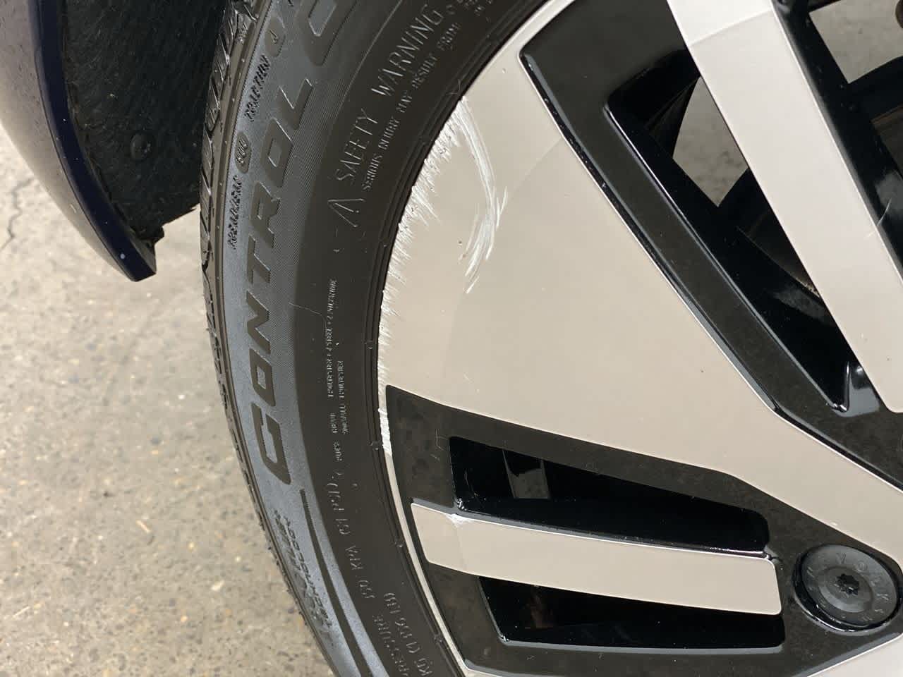 Thumbnail: 2019 Volkswagen e-Golf - 34