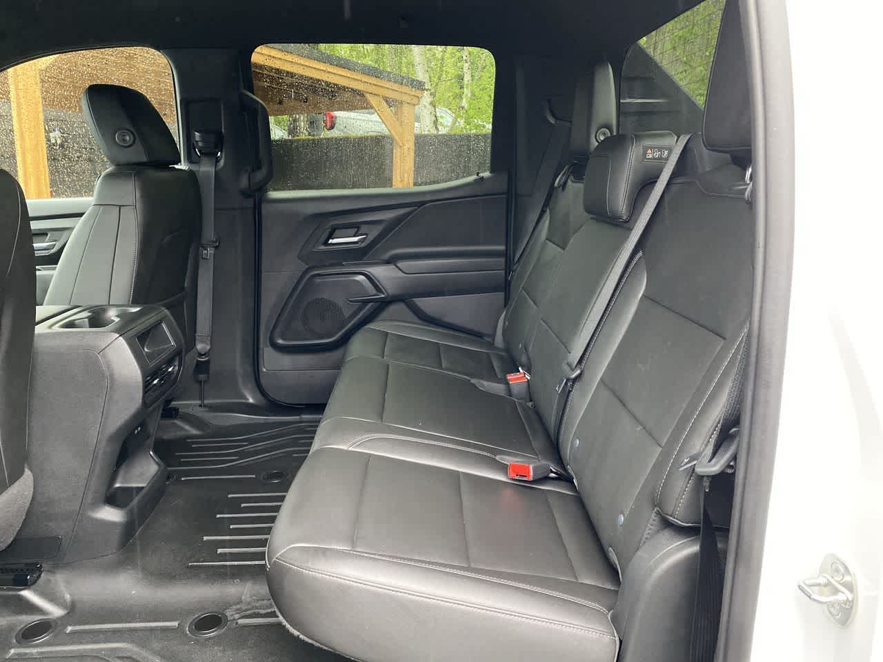 Thumbnail: 2024 Chevrolet Silverado EV - 16