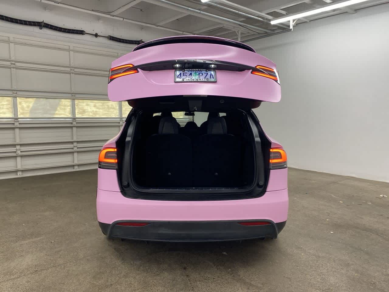 Thumbnail: 2018 Tesla Model X - 27