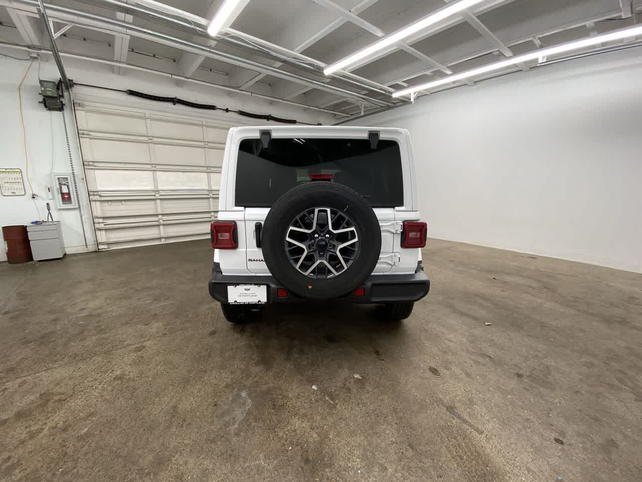 Thumbnail: 2025 Jeep Wrangler - 5