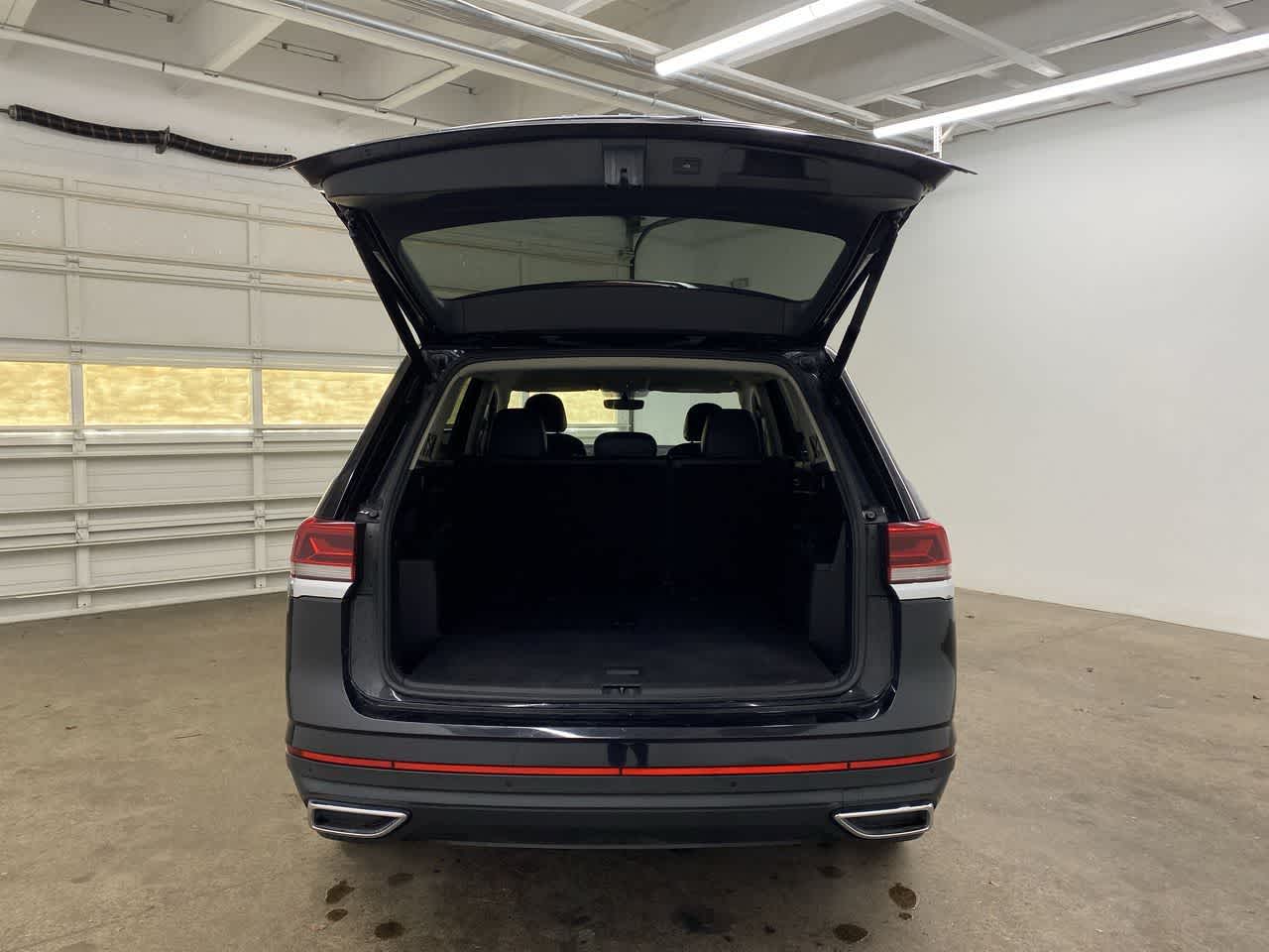 Thumbnail: 2021 Volkswagen Atlas - 29