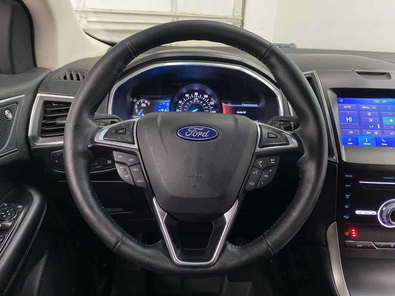 Thumbnail: 2019 Ford Edge - 21