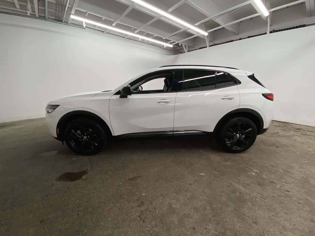 Thumbnail: 2022 Buick Envision - 3