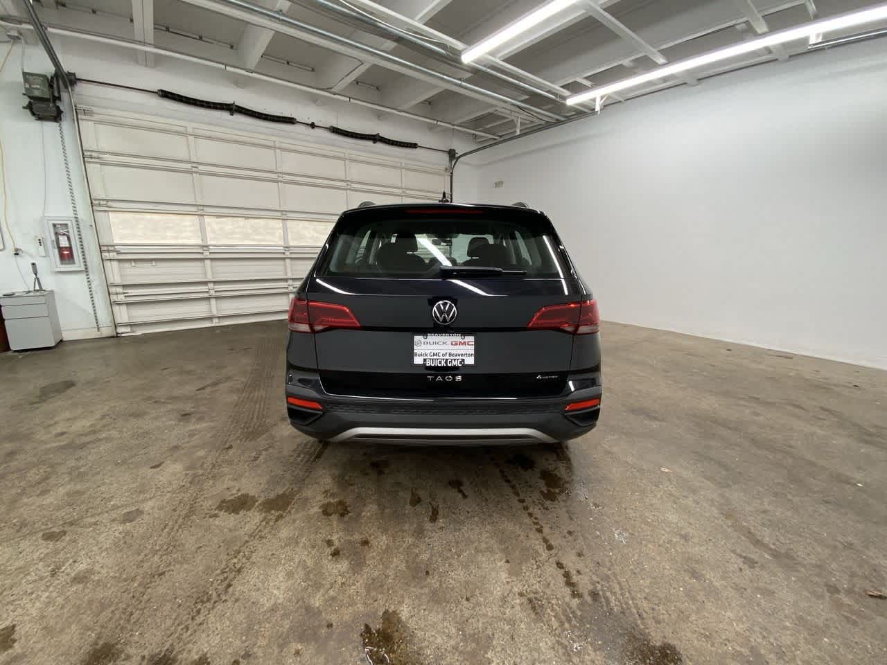 Thumbnail: 2022 Volkswagen Taos - 5