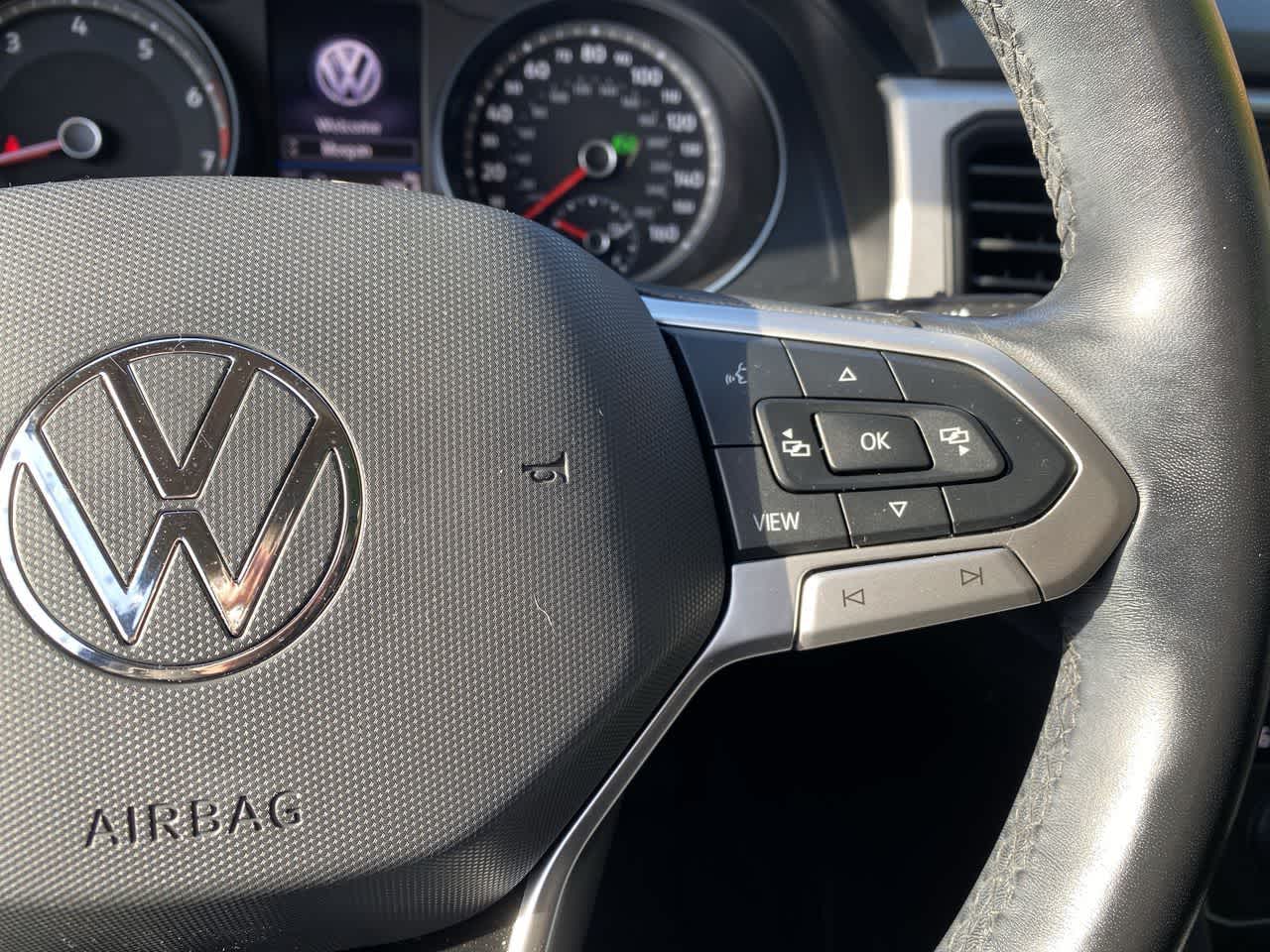Thumbnail: 2021 Volkswagen Atlas - 22