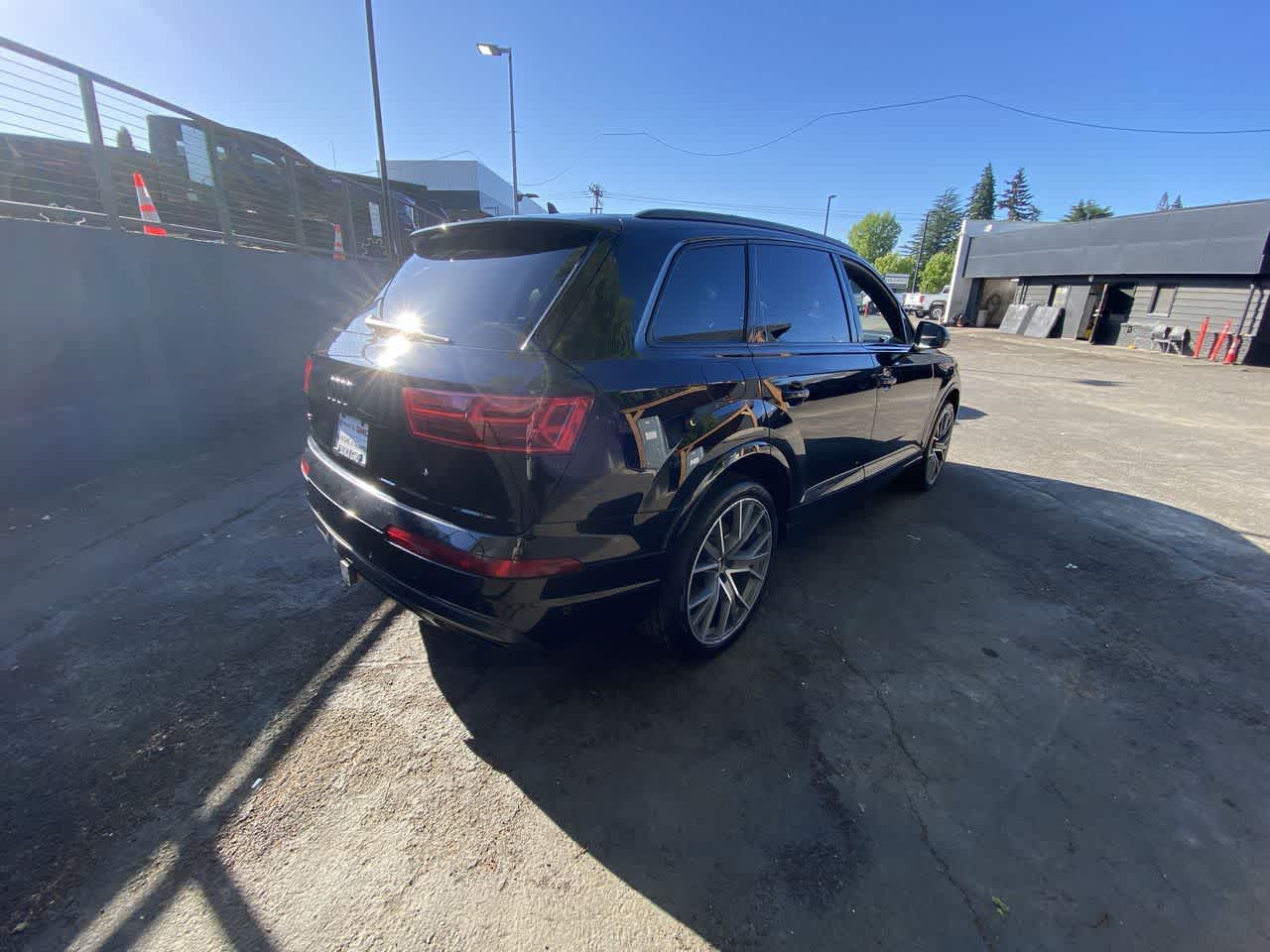 Thumbnail: 2019 Audi Q7 - 6