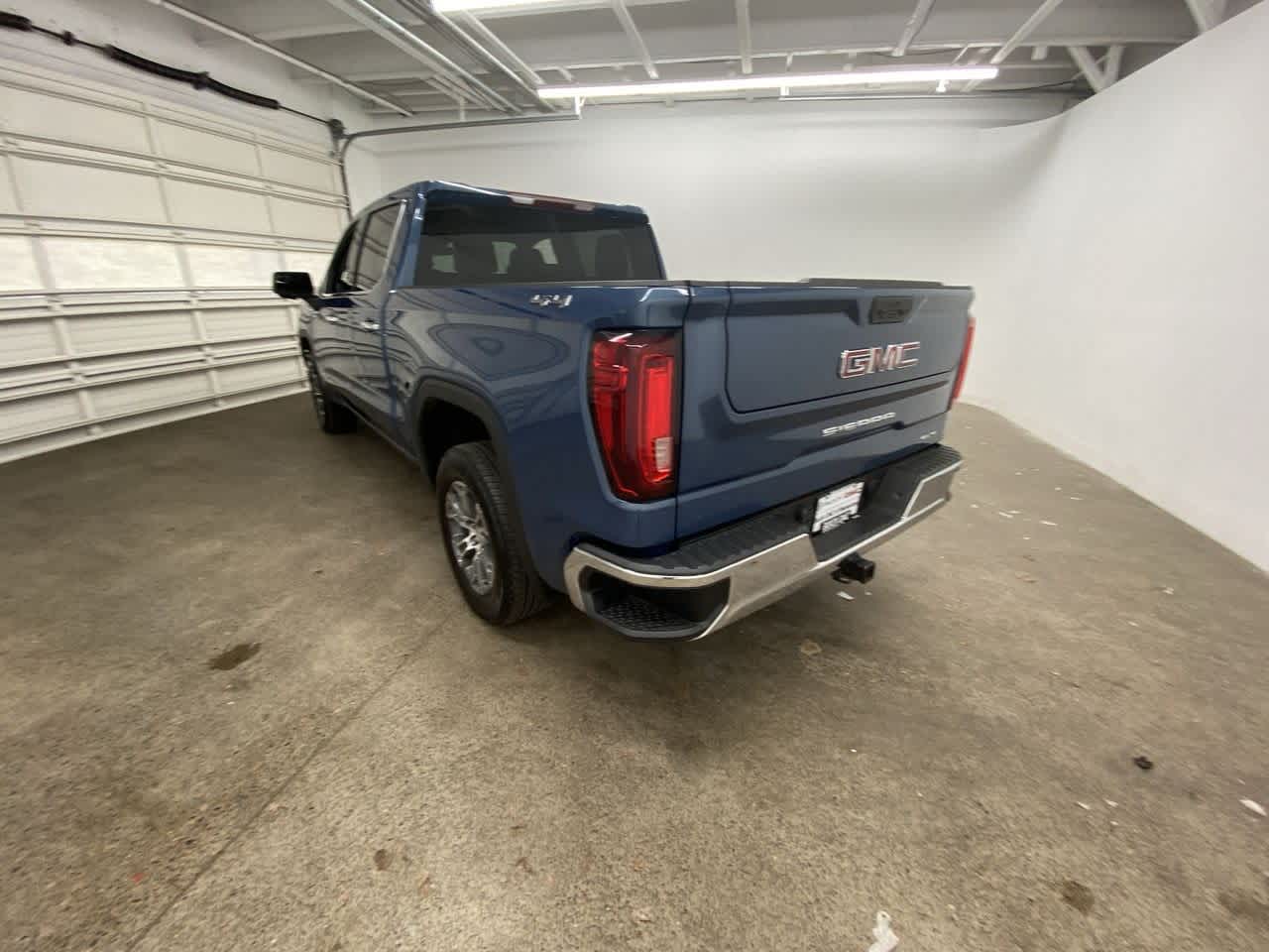 Thumbnail: 2024 GMC Sierra 1500 - 4