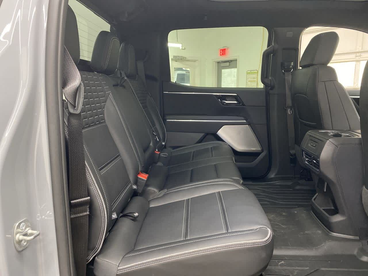 2024 GMC Sierra EV Denali 19
