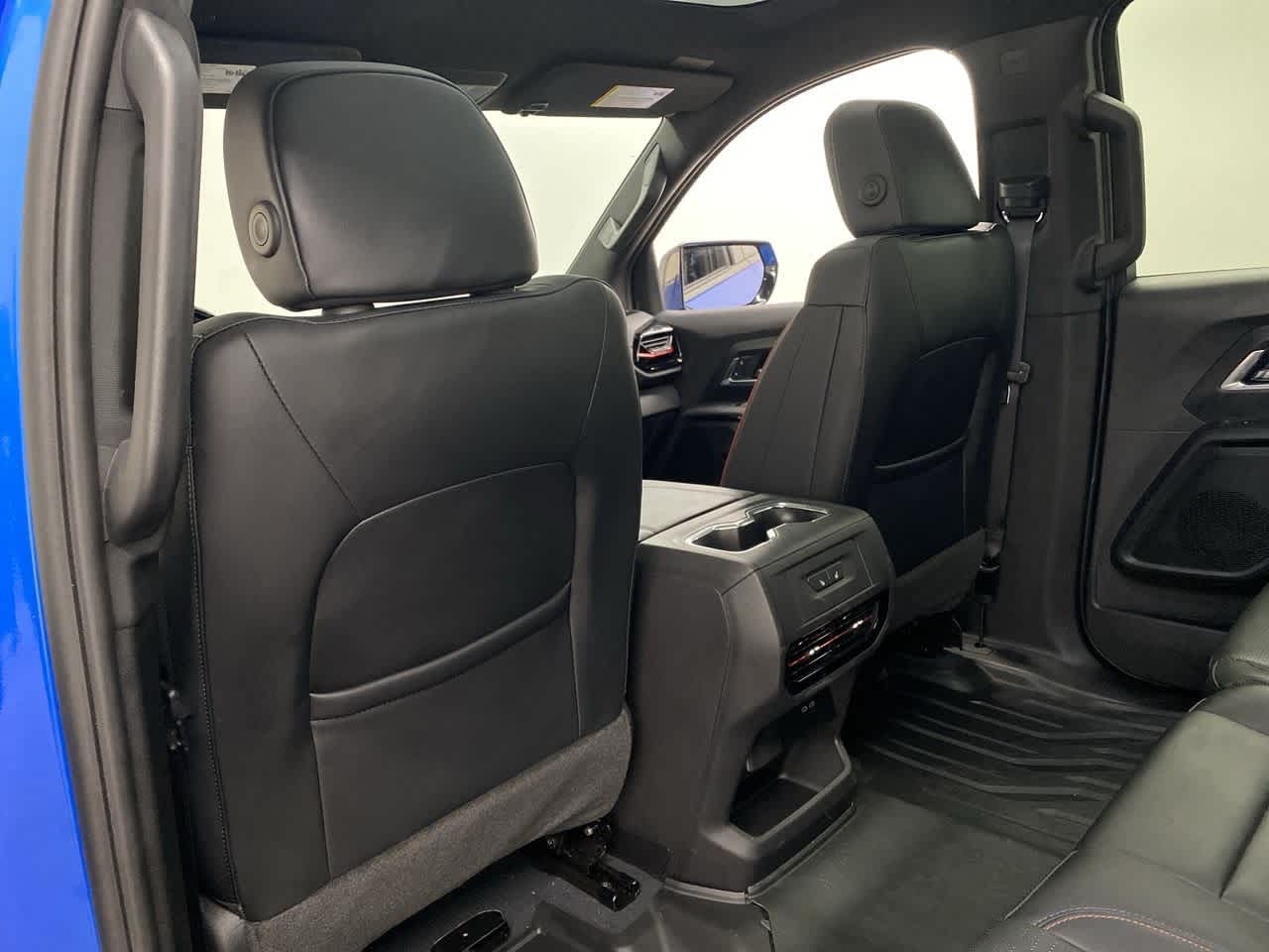 Thumbnail: 2025 Chevrolet Silverado EV - 16