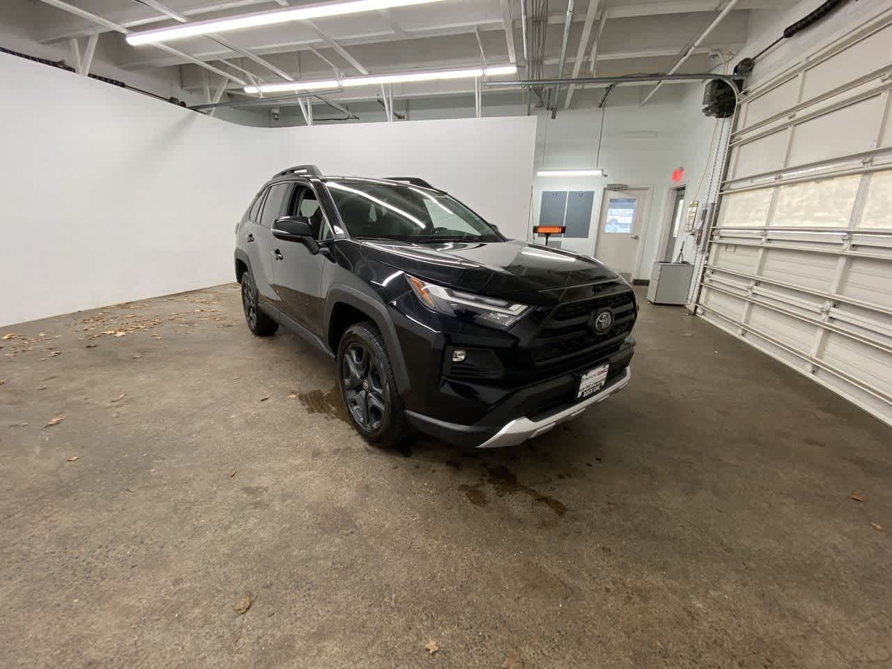 Thumbnail: 2024 Toyota RAV4 - 8