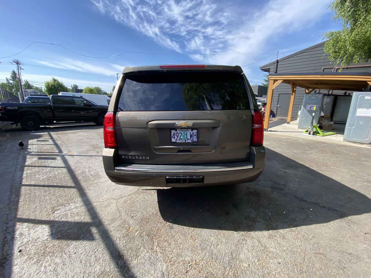 Thumbnail: 2016 Chevrolet Suburban - 5