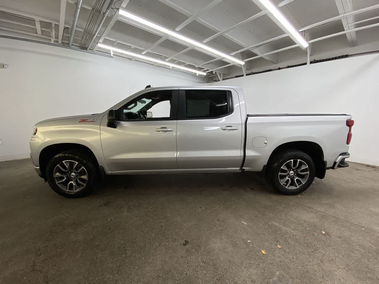 Thumbnail: 2022 Chevrolet Silverado 1500 - 3