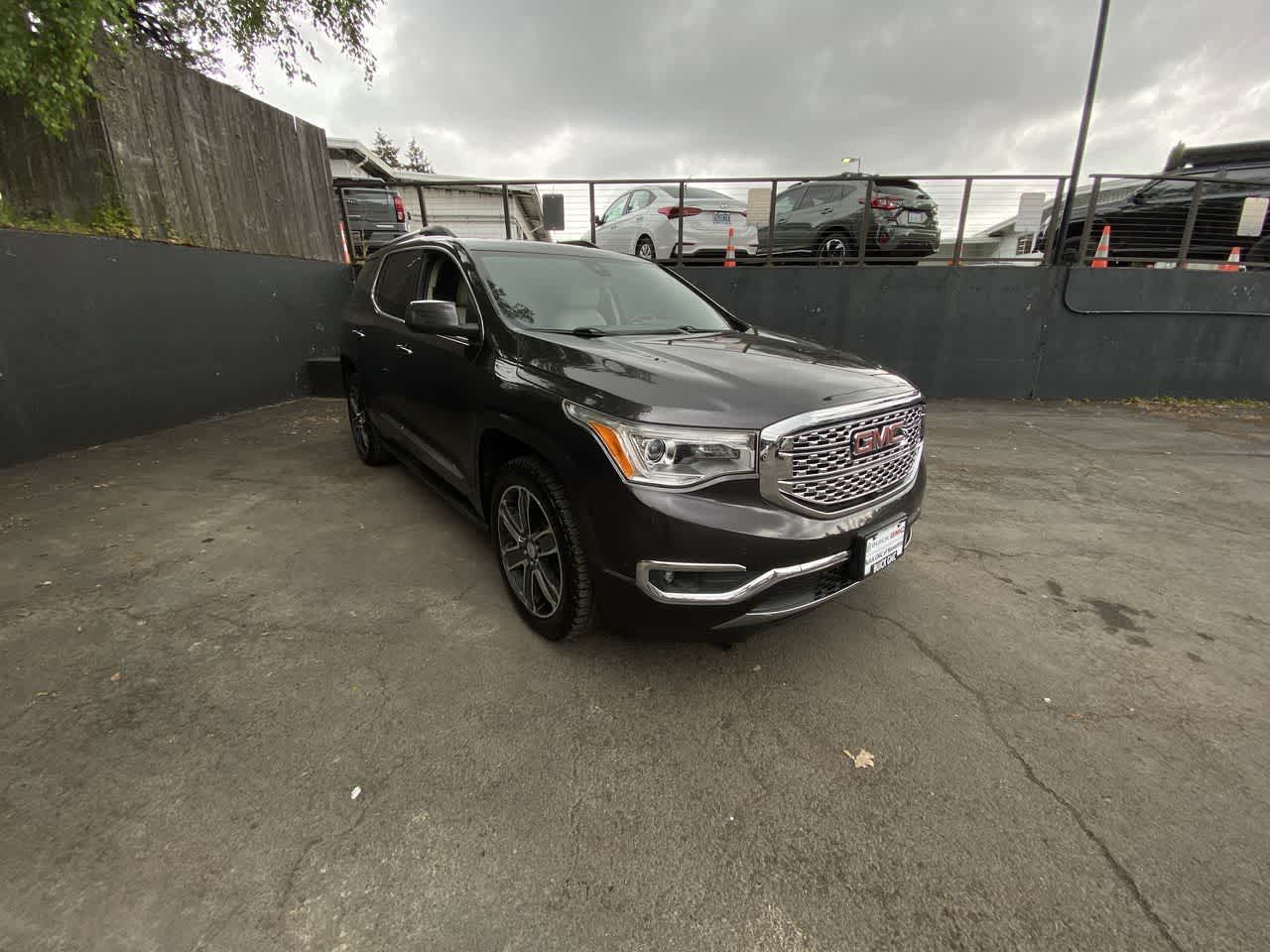 Thumbnail: 2018 GMC Acadia - 8